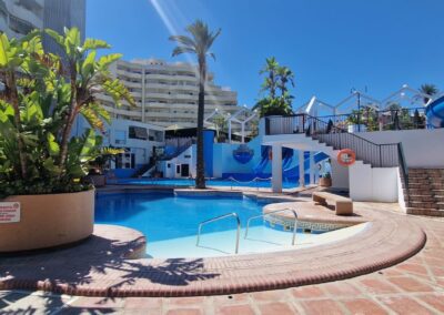 Vista de piscina pequeña de Benal Beach Hub